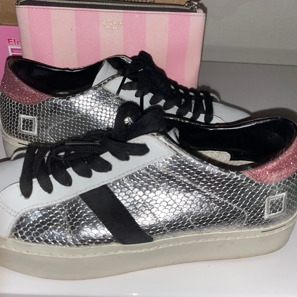 DATE sneakers Authentic